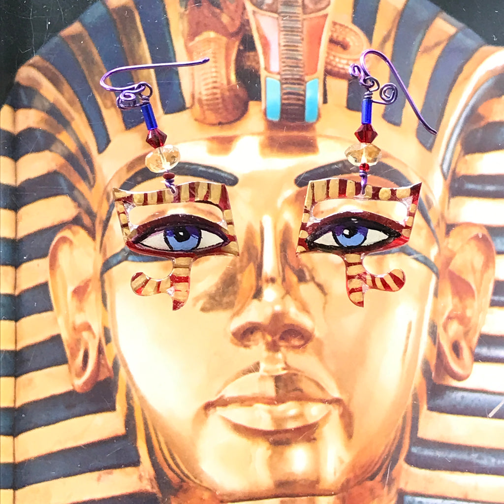 Eyes of Cleopatra