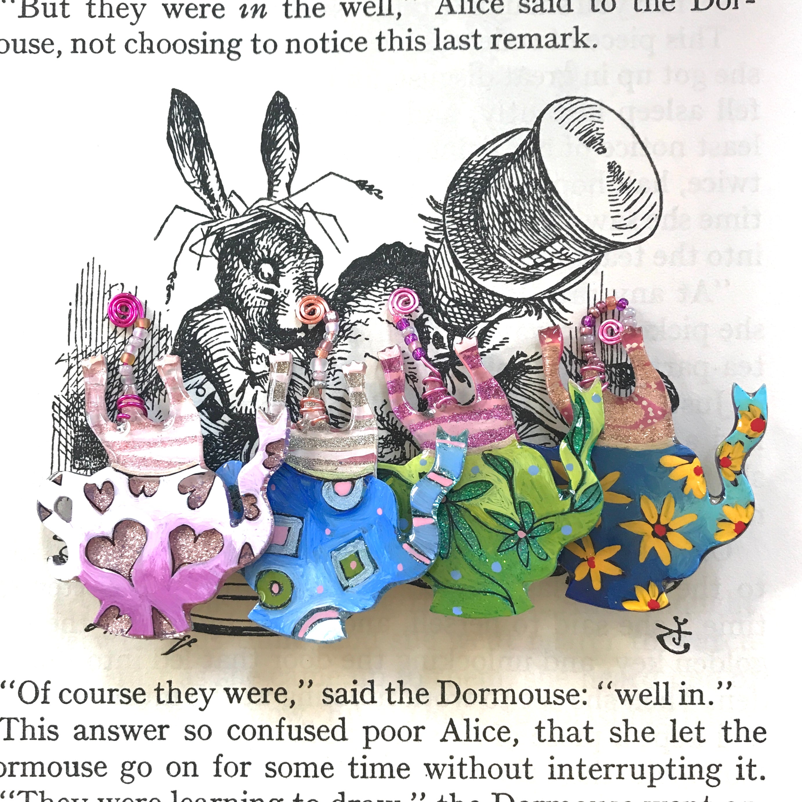 Dormouse Alice In Wonderland dormouse-alice-in-wonderland